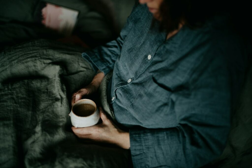 Pyjama en coton, moment détente au réveil